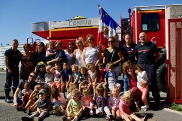 Visite de la crèche de BESSAN